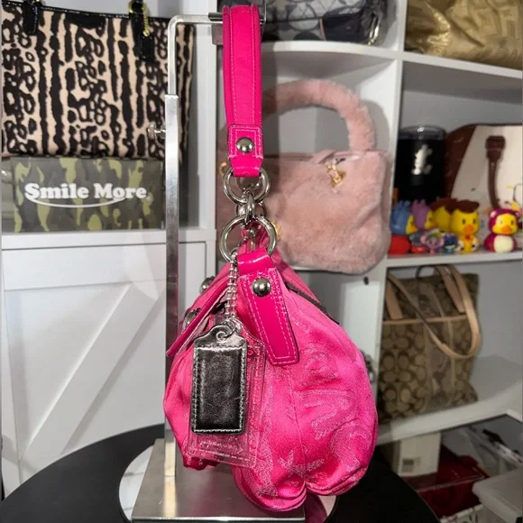Coach Poppy Pink Storypatch Groovy Shoulder Bag